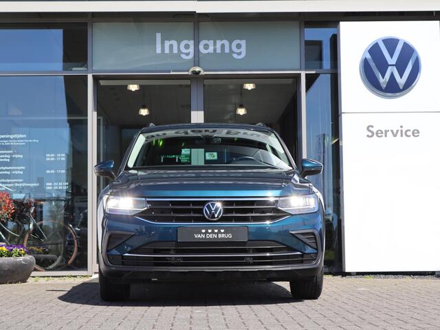 Volkswagen TIGUAN 1.4 TSI 245 pk DSG eHybrid Life | Navigatie via App Connect | Camera | LED | Climatronic | Adaptive Cruise | 17'' LM | Fabrieksgarantie tot 21-03-2027 of 80.000km |