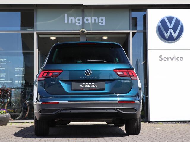 Volkswagen TIGUAN 1.4 TSI 245 pk DSG eHybrid Life | Navigatie via App Connect | Camera | LED | Climatronic | Adaptive Cruise | 17'' LM | Fabrieksgarantie tot 21-03-2027 of 80.000km |