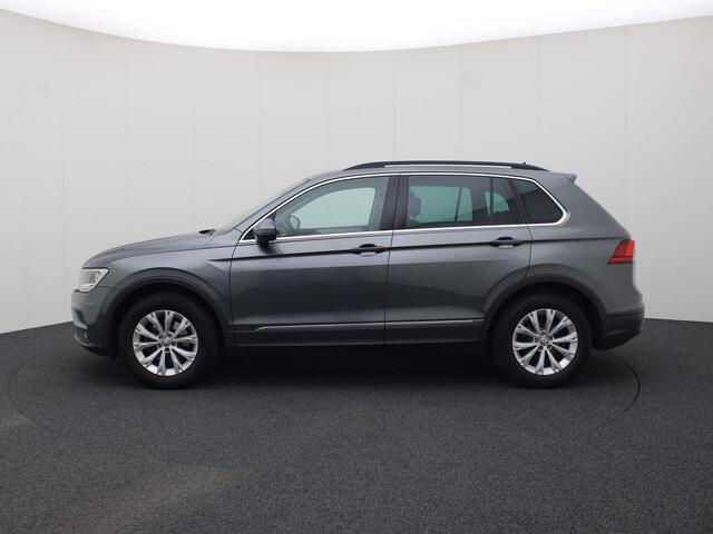 Volkswagen TIGUAN 1.5TSI/130PK Comfortline · Navigatie · App connect · Parkeersensoren