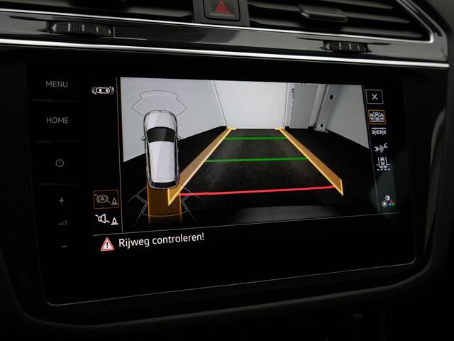 Volkswagen TIGUAN 1.4 TSI 245 pk DSG eHybrid R-Line Business | Panoramadak | Trekhaak | Navigatie Discover Pro | IQ Light | Achteruitrijcamera