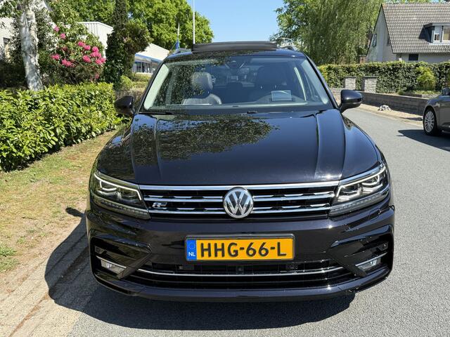 Volkswagen TIGUAN 2.0 TSI 4Motion 220PK DSG R-LineoPanooTrekhaak
