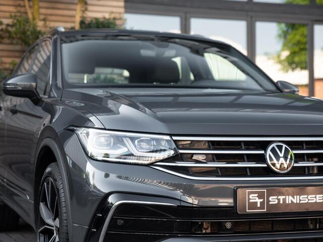 Volkswagen TIGUAN 1.4 TSI eHybrid R-Line Leer ACC IQ Light Trekhaak