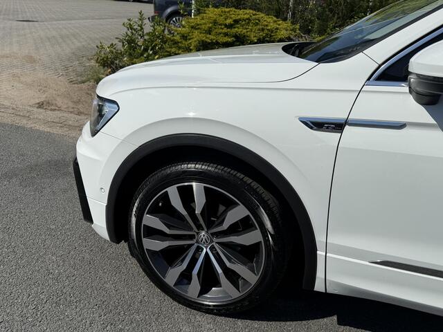 Volkswagen TIGUAN 1.4 TSI 150PK DSG 4Motion R-LineoPanooTrekhaak