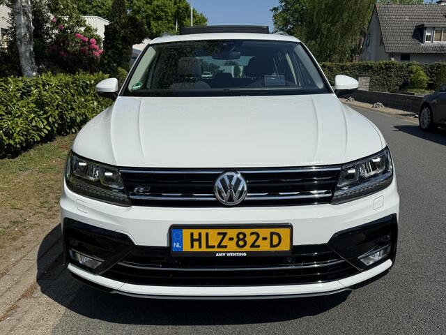 Volkswagen TIGUAN 1.4 TSI 150PK DSG 4Motion R-LineoPanooTrekhaak