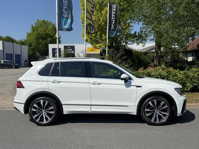 Volkswagen TIGUAN 1.4 TSI 150PK DSG 4Motion R-LineoPanooTrekhaak