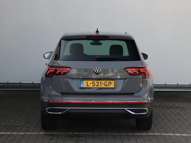 Volkswagen TIGUAN 1.5 TSI Elegance | Stoel & stuur verwarming | Trekhaak | Navigatie | Camera | Keyless |
