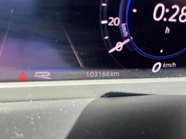 Volkswagen TIGUAN 1.4 TSI eHybrid R-Line / AUTOMAAT/ 2X R-LINE/ 245PK/ PANO/ KEYLESS/ ADAPT. CRUISE/ CLIMA 3 ZONE/ DIGITAL DASH/ NAVI/ DAB/ APP-CONNECT/ BLUETOOTH/ STOEL-STUUR VERWARM./ HEAD-UP DISPLAY/ RIJ-MODI/ PARK. SENSOREN