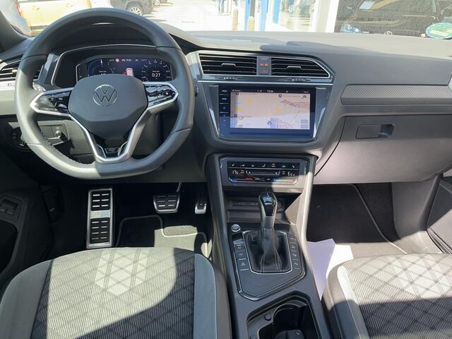 Volkswagen TIGUAN 1.4 TSI eHybrid R-Line / AUTOMAAT/ 2X R-LINE/ 245PK/ PANO/ KEYLESS/ ADAPT. CRUISE/ CLIMA 3 ZONE/ DIGITAL DASH/ NAVI/ DAB/ APP-CONNECT/ BLUETOOTH/ STOEL-STUUR VERWARM./ HEAD-UP DISPLAY/ RIJ-MODI/ PARK. SENSOREN