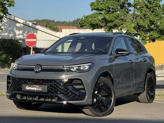 Volkswagen TIGUAN 1.5 eHybrid R-Line Edition 272PK Pano Tr.Haak Blackstyle