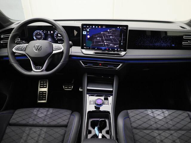 Volkswagen TIGUAN 1.5eTSI/150PK R-Line Blackstyle DSG · Navigatie · 360° Camera + Parkeersensoren · Massagefunctie · Garantie tot juni 2026