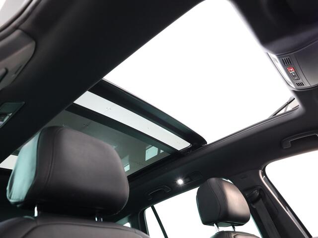 Volkswagen TIGUAN 1.5 TSI R-Line Business+ 150pk | Navigatie | Panoramadak | Elekt. trekhaak | Parkeersensoren | Adaptieve cruise control |