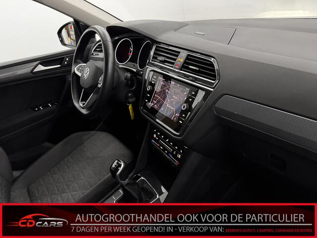 Volkswagen TIGUAN 1.5 TSI Life Business Clima, Navi, Parkeersensoren, Winterpakket, A start stop, Cruise control