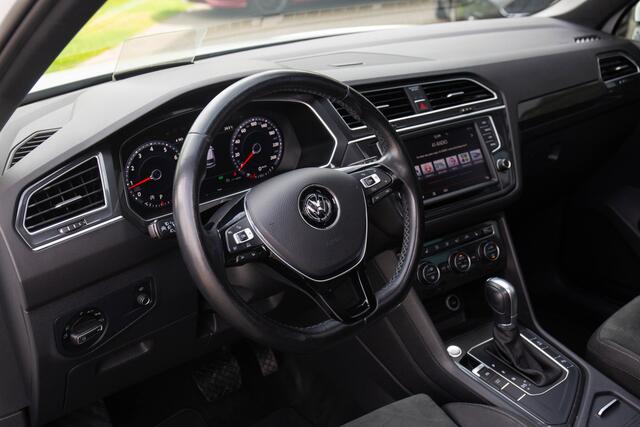 Volkswagen TIGUAN 1.4 TSI ACT Connected Series , HUD, Trekhaak, Carplay,
