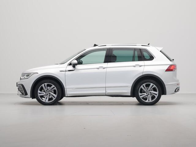 Volkswagen TIGUAN 1.5 TSI 150pk DSG R-Line Panoramadak Navigatie Wegkl. trekhaak Camera