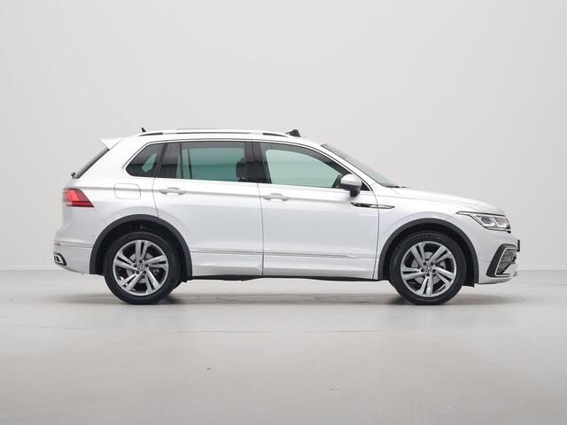 Volkswagen TIGUAN 1.5 TSI 150pk DSG R-Line Panoramadak Navigatie Wegkl. trekhaak Camera