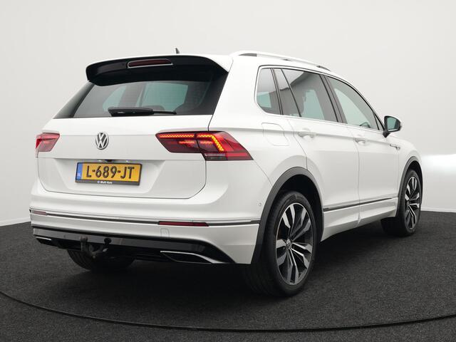 Volkswagen TIGUAN 2.0 TSI 4Motion R-Line 220pk | Panodak | Trekhaak Afneembaar | Adaptive Cruise | 360 Camera | LED | Carplay | Stoelverwarming | 20'' L.M. |
