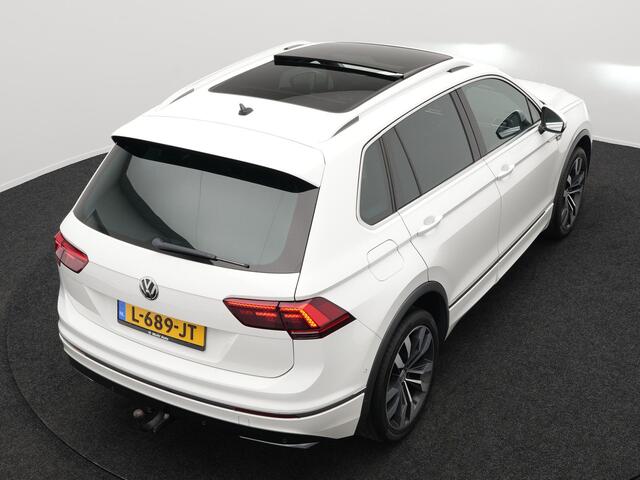 Volkswagen TIGUAN 2.0 TSI 4Motion R-Line 220pk | Panodak | Trekhaak Afneembaar | Adaptive Cruise | 360 Camera | LED | Carplay | Stoelverwarming | 20'' L.M. |