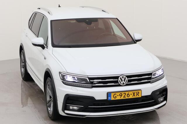 Volkswagen TIGUAN Allspace 1.5 TSI 2x R-Line 7p. / AUTOMAAT/ CAMERA/ PARK. SENSOREN/ TREKHAAK/ LEDER/ VIRTUAL COCKPIT/ ELEK. ACHTERKLEP/ LED/ NAVI/ CLIMA/ 19" LMV