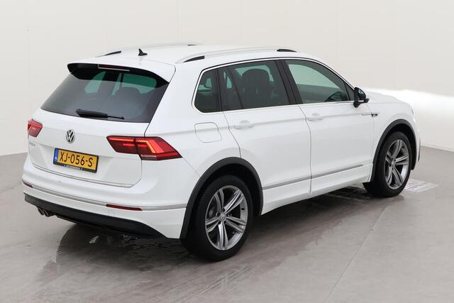 Volkswagen TIGUAN 1.5 TSI ACT R-Line / PARK. SENSOREN/ LED/ ELEK. ACHTERKLEP/ NAVI/ 19" LMV