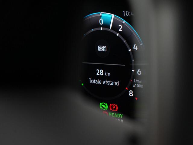 Volkswagen TIGUAN 1.5 150 pk DSG eHybrid Life Edition | Leder | Geheugen-/massagestoelen | Adaptief onderstel | Stoel-/achterbankverwarming | Stoelventilatie