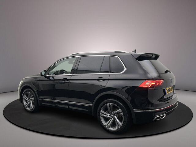 Volkswagen TIGUAN R-Line Business 1.4 TSI eHybrid 245pk DSG Automaat Trekhaak, Adaptive cruise control, Navigatie, LED matrix koplampen, Stuurwiel verwarmd, Parkeersensoren