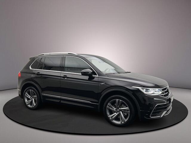 Volkswagen TIGUAN R-Line Business 1.4 TSI eHybrid 245pk DSG Automaat Trekhaak, Adaptive cruise control, Navigatie, LED matrix koplampen, Stuurwiel verwarmd, Parkeersensoren