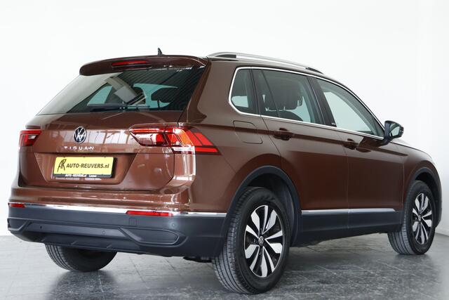 Volkswagen TIGUAN 1.5 TSI Move DSG / LED / Aut / Navi / ACC / CarPlay