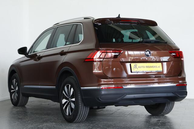 Volkswagen TIGUAN 1.5 TSI Move DSG / LED / Aut / Navi / ACC / CarPlay