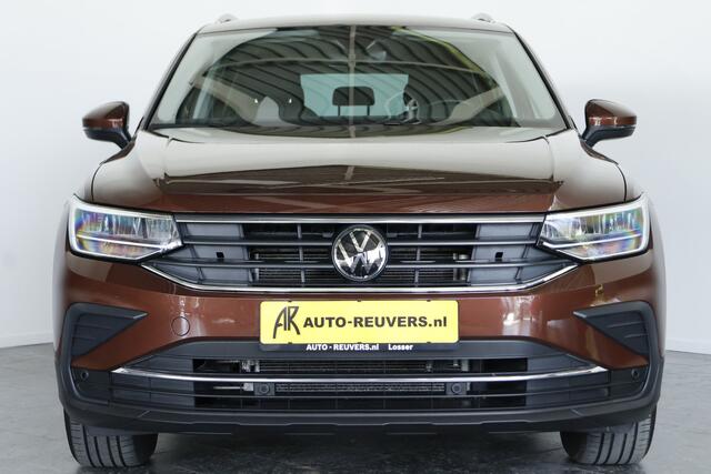 Volkswagen TIGUAN 1.5 TSI Move DSG / LED / Aut / Navi / ACC / CarPlay
