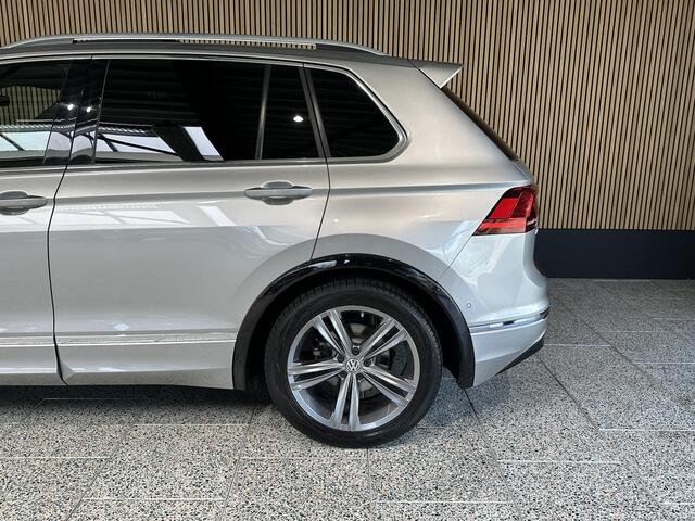 Volkswagen TIGUAN 2.0 TSI 4Motion Highline Business R Schuif kantal dak|Standkachel|360 camera|Trekhaak