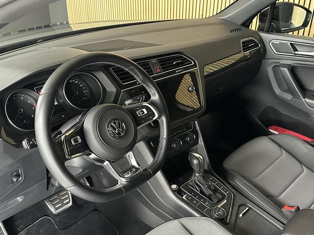 Volkswagen TIGUAN 2.0 TSI 4Motion Highline Business R Schuif kantal dak|Standkachel|360 camera|Trekhaak