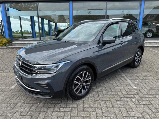 Volkswagen TIGUAN 1.5 TSI ACT Comfortline Business | Autom | Trekhaak | Navi | LED | Cruise Contr.