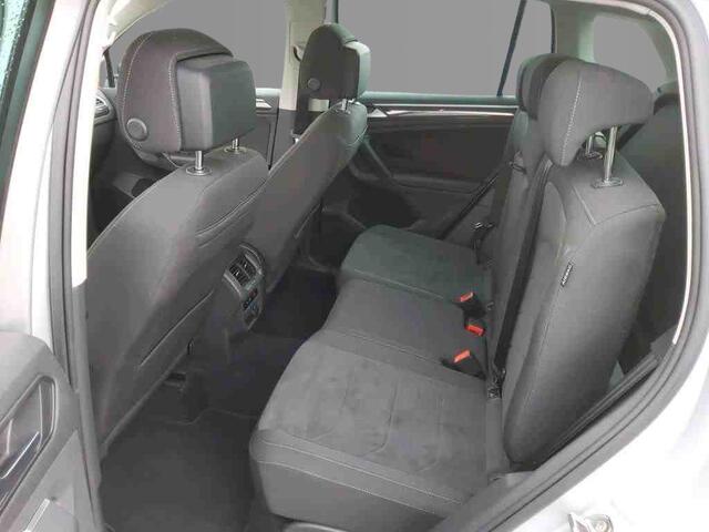Volkswagen TIGUAN 1.4 TSI eHybrid 245pk PHEV Elegance / Panoramadak / Trekhaak 1800kg / Matrix LED / Wordt Verwacht