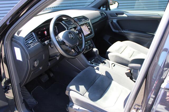 Volkswagen TIGUAN Allspace 1.5 TSI R-Line Highline Alcantara Panoramadak Elektr.-Trekhaak Virtual-Cockpit