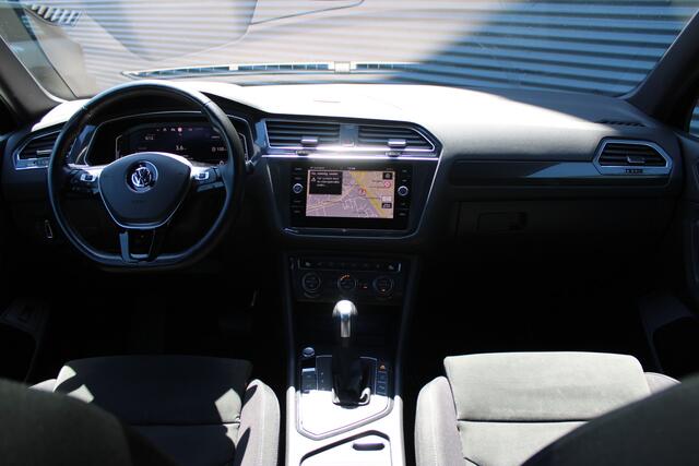 Volkswagen TIGUAN Allspace 1.5 TSI R-Line Highline Alcantara Panoramadak Elektr.-Trekhaak Virtual-Cockpit