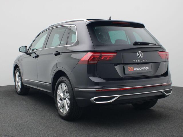 Volkswagen TIGUAN 1.4 TSI eHybrid Elegance 245PK DSG Matrix Led, adaptive cruise met travel assist, schuif-kanteldak, achteruitrijcamera, elek. bedienbare achterklep, 18" lichtmetaal
