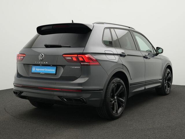 Volkswagen TIGUAN 1.4 TSI 245 pk DSG eHybrid R-Line Business+ | Stuur-/stoelverwarming | Parkeersensoren voor/achter | Standkachel | Black Style