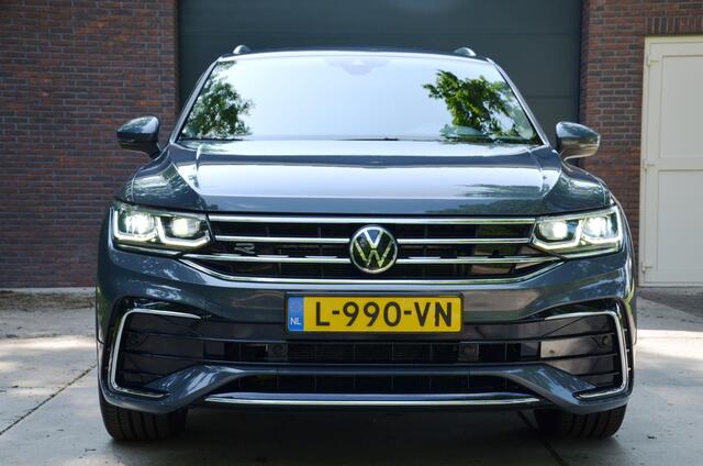 Volkswagen TIGUAN 1.5 TSI R-Line Business+ Automaat/Navi/Pdc/Ecc/Led/Virtual dashboard/Achteruitrijcamera/Cr-Controle/19-Inch Lmv/Trekhaak elektrisch uitklapbaar/Matrix ('IQ Light')