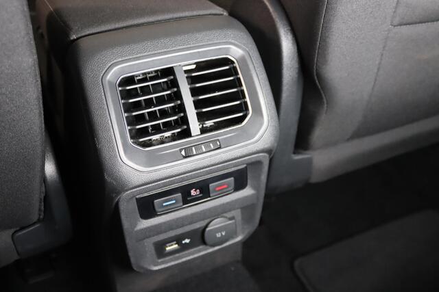 Volkswagen TIGUAN Allspace 1.5 TSI Comfortline, 7-Persoons, Trekhaak, ACC, Virtual, Apple Carplay/Android Auto,
