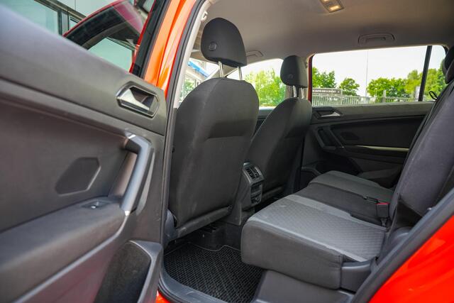 Volkswagen TIGUAN Allspace 2.0 TSI 4Motion 7 Persoons Trekhaak Airco Camera Dakrail Stuurwielbediening