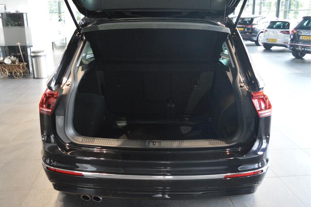Volkswagen TIGUAN 2.0 TSI 4Motion R-LINE navi leer cruise led 19 inch 180 pk !!