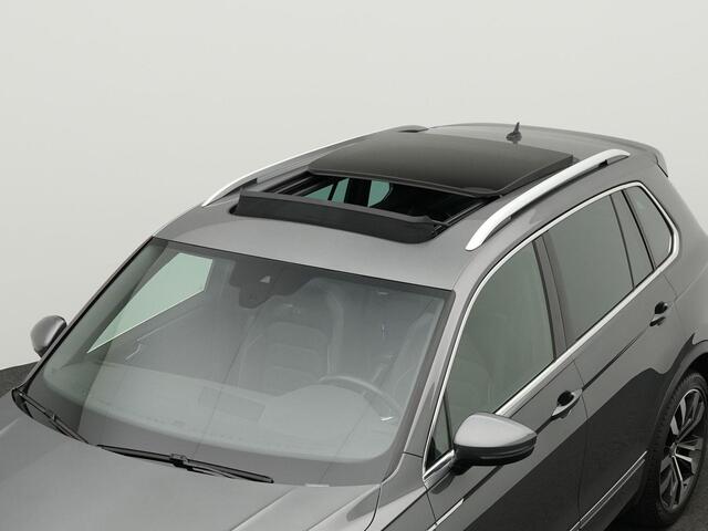 Volkswagen TIGUAN 2.0 TSI 190 pk DSG 4Motion Highline Business R / R-Line | Panoramadak | Trekhaak | Leder | Geheugenstoelen | Achteruitrijcamera
