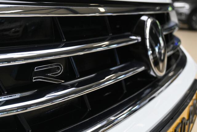 Volkswagen TIGUAN 1.4 TSI eHybrid 245pk R-Line Business+ | IQ. Light | Keyless | Elek. klep | 100% (Dealer) onderhouden label