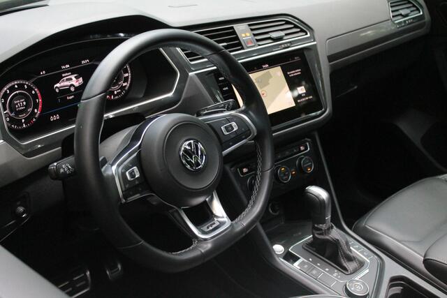 Volkswagen TIGUAN 2.0 TSI 4Motion Highline Business R | Pano | Trekhaak | Full Option