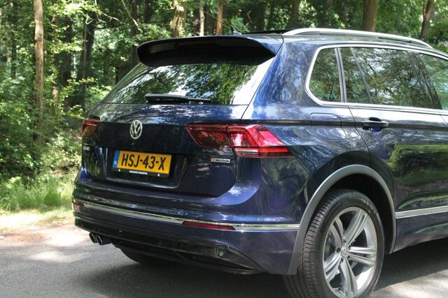 Volkswagen TIGUAN 2.0 TSI 4Motion Highline Business R | Pano | Trekhaak | Full Option