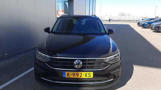 Volkswagen TIGUAN 1.5 TSI Life Business | Panoramadak | 18" | Elek. klep | VERWACHT