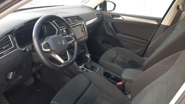 Volkswagen TIGUAN 1.5 TSI Life Business | Panoramadak | 18" | Elek. klep | VERWACHT