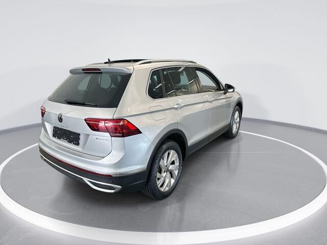 Volkswagen TIGUAN 1.4 Tsi 245pk DSG eHybrid Elegance · Panoramadak · Camera · Keyless · Apple/Android Car Play · Navi · P-Sensoren · 18'' Inch ·