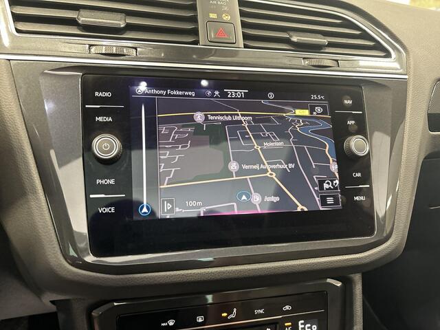 Volkswagen TIGUAN 1.4 Tsi 245pk DSG eHybrid Elegance · Panoramadak · Camera · Keyless · Apple/Android Car Play · Navi · P-Sensoren · 18'' Inch ·
