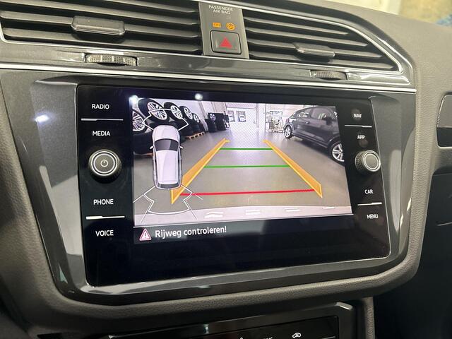 Volkswagen TIGUAN 1.4 Tsi 245pk DSG eHybrid Elegance · Panoramadak · Camera · Keyless · Apple/Android Car Play · Navi · P-Sensoren · 18'' Inch ·